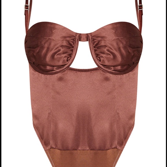 PRETTY LITTLE THING Shape Chocolate Brown Bodysuit - Picture 2 of 4